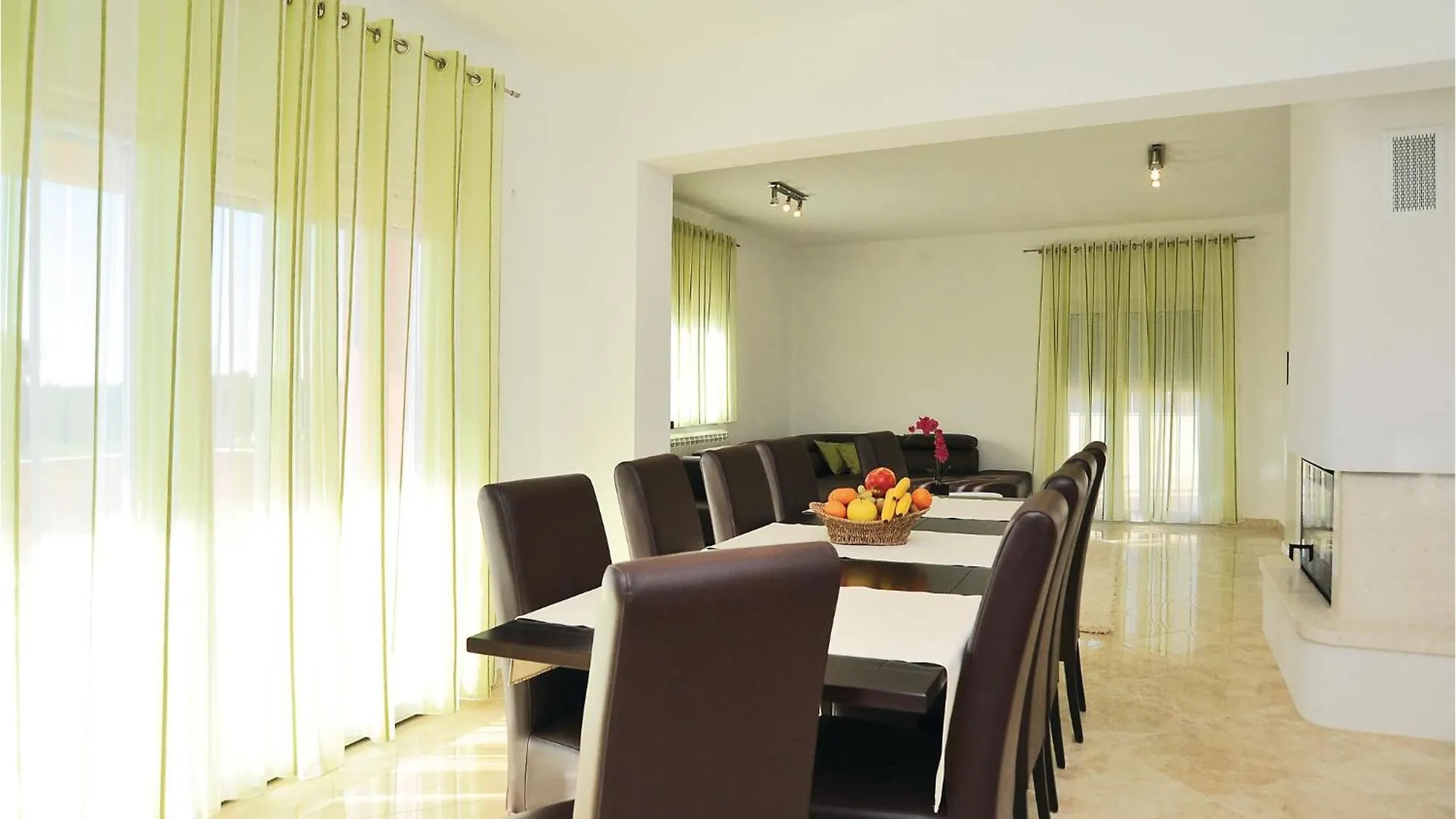 Lovely Home In Pakostane With Wifi Kroatien