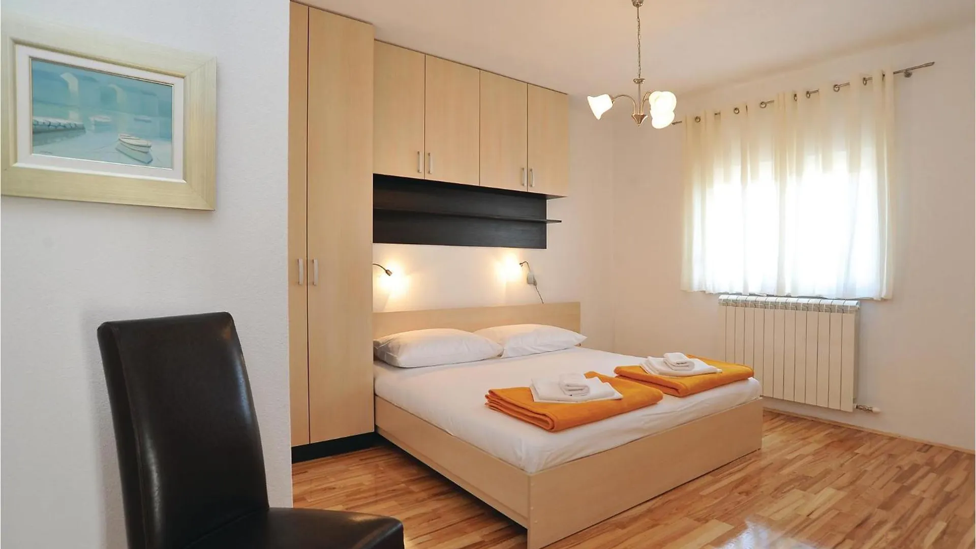 Ferienhaus Lovely Home In Pakostane With Wifi Kroatien
