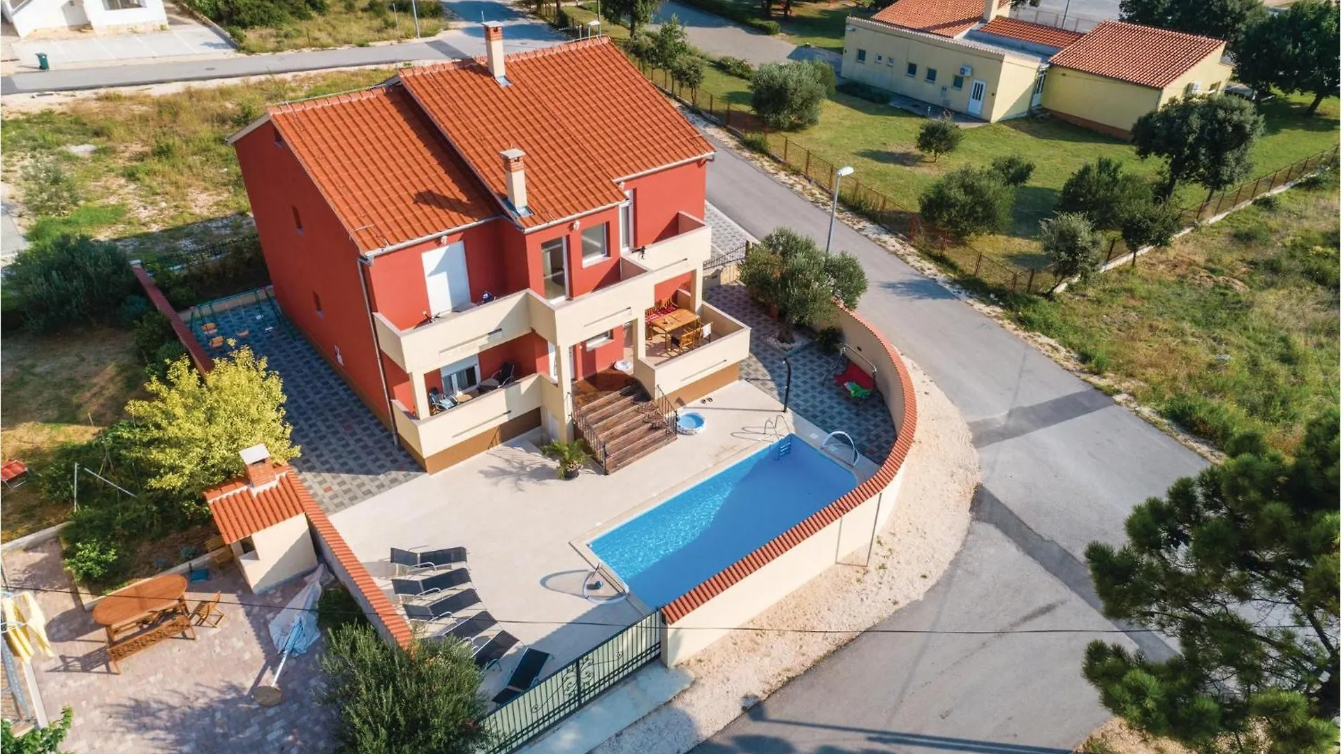 Ferienhaus Lovely Home In Pakostane With Wifi Kroatien